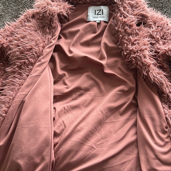 IZI New York Teddy Sweater Jacket - Picture 11 of 11